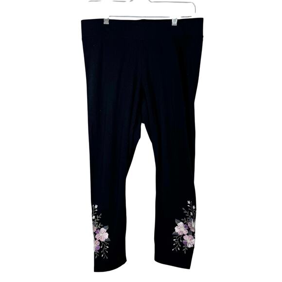 Torrid Black Embroidered Beaded Floral High Rise Leggings 1 - Picture 1 of 7